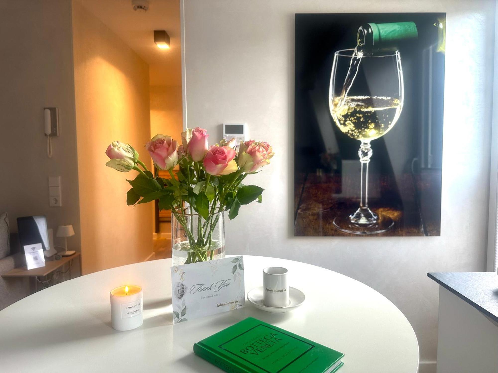 Modern Elegance In Historical City Center Трир Экстерьер фото