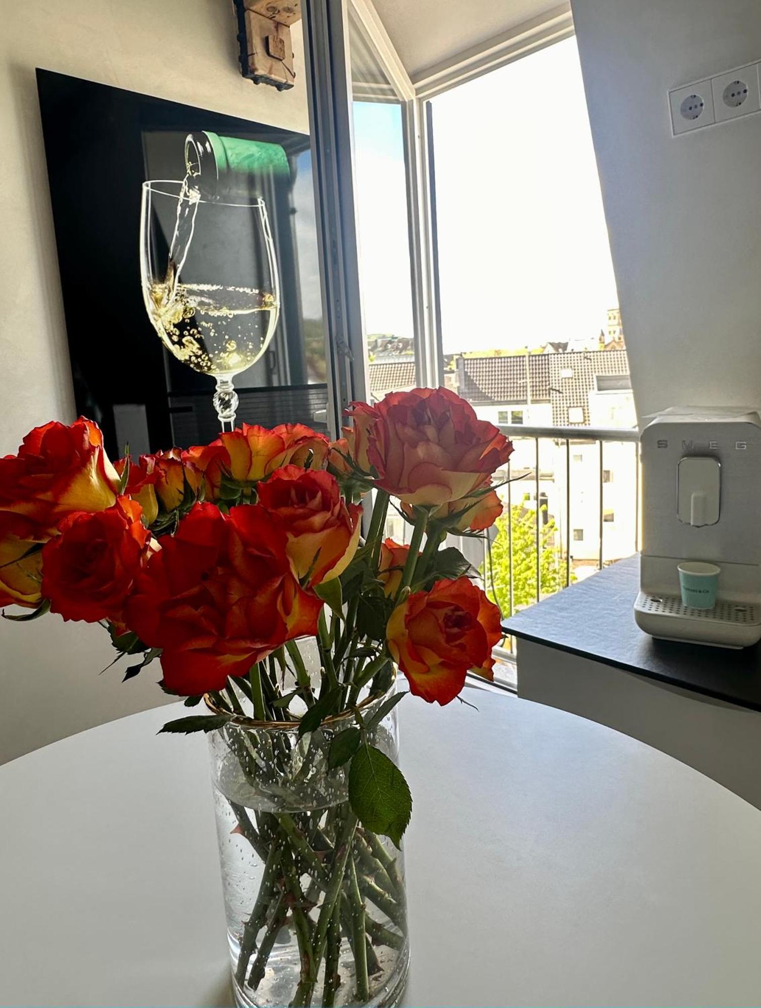 Modern Elegance In Historical City Center Трир Экстерьер фото