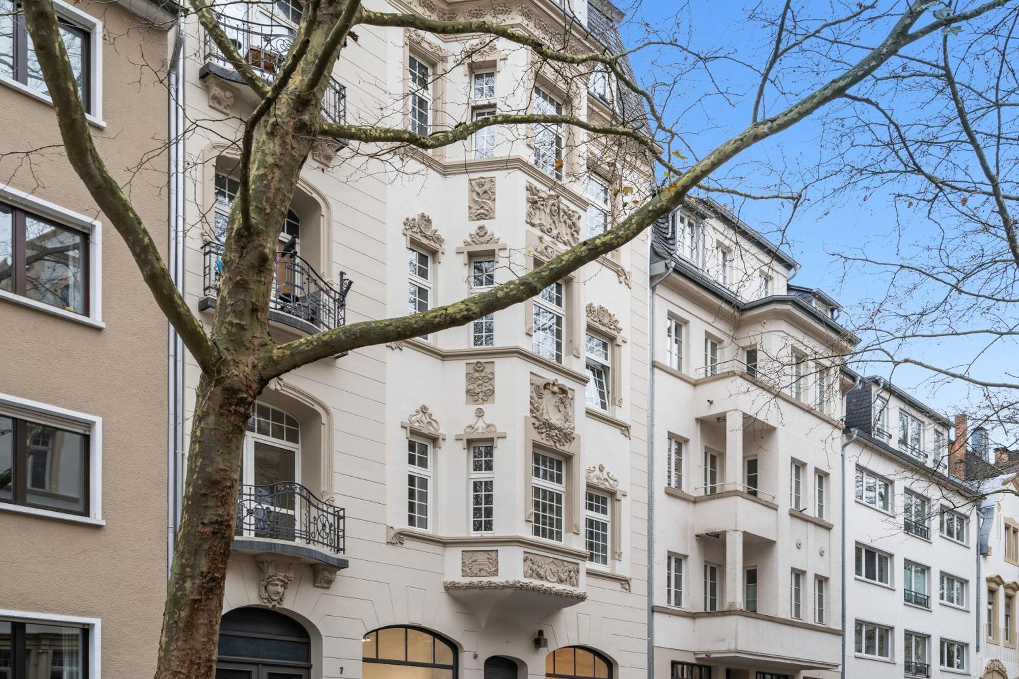 Modern Elegance In Historical City Center Трир Экстерьер фото