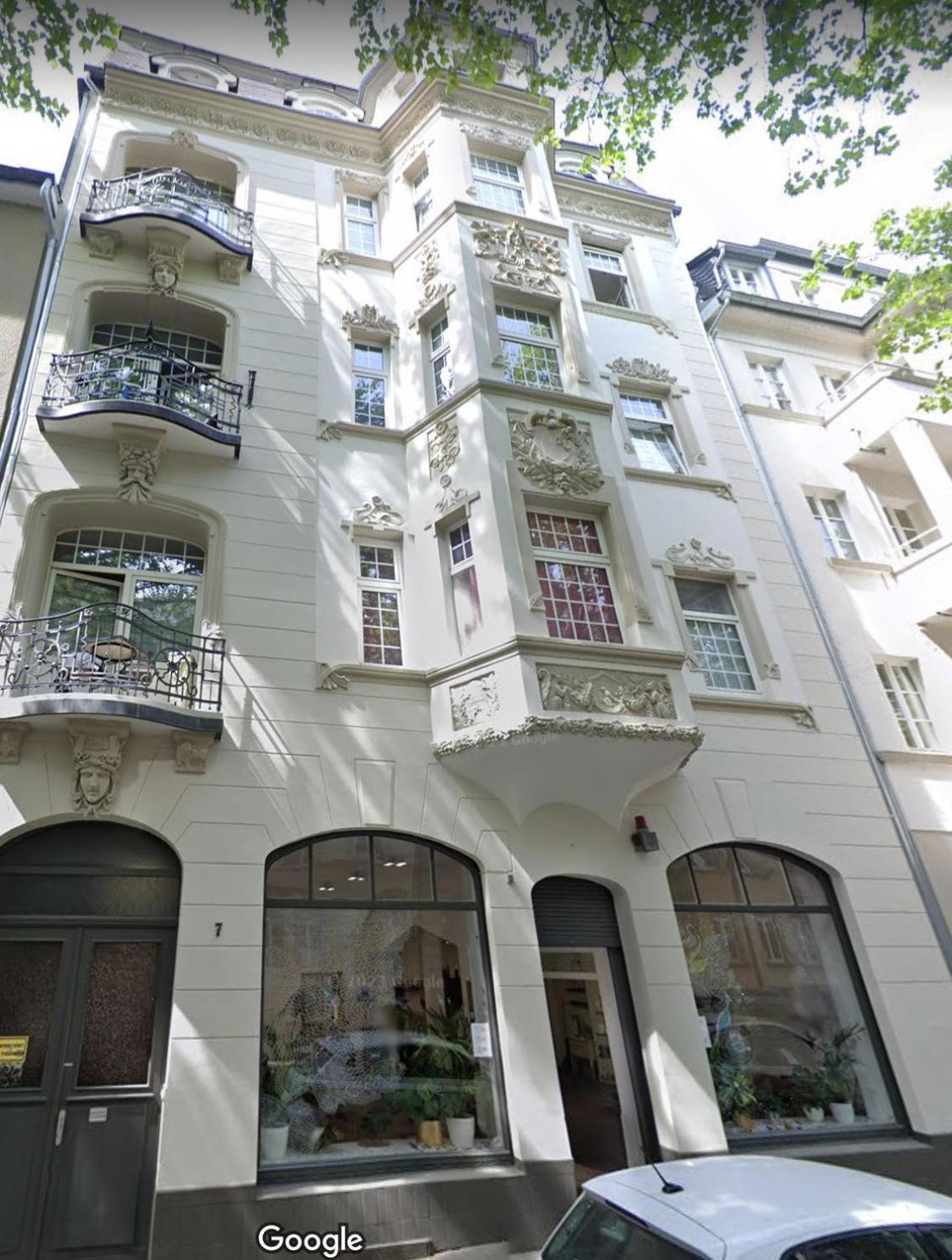 Modern Elegance In Historical City Center Трир Экстерьер фото